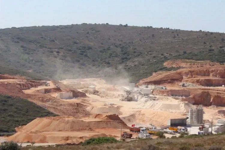Ministry Vetoes İzmir Cement's Limestone Quarry Project